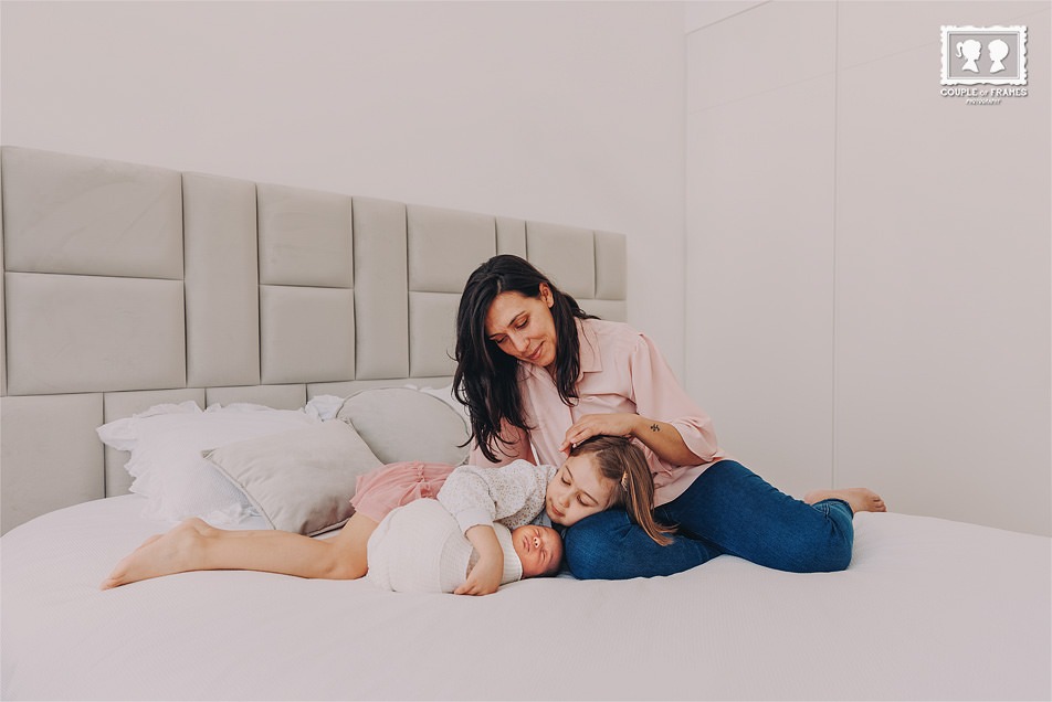 Memórias de uma sessão newborn lifestyle em família